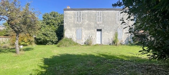 3 bedrooms House in Bourgneuf, France No. 101362 4