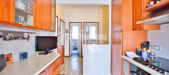 Apartamento de 3 habitaciónes en Novara, Italy No. 305258 8