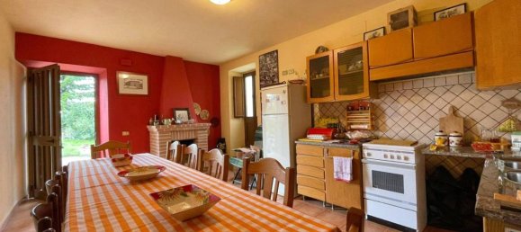 7 rooms House in Arpino, Italy No. 83121 9