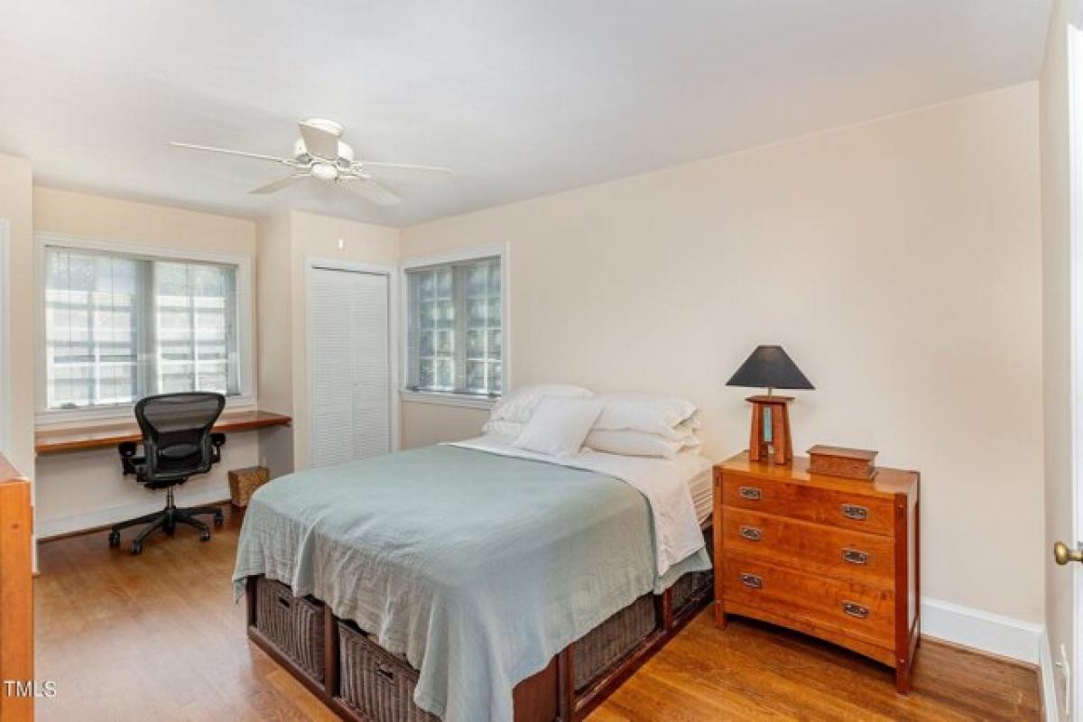 3 Schlafzimmer Haus in Raleigh, USA, Nr. 395841