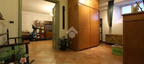 5 rooms Villa in Udine, Italy No. 5705 12