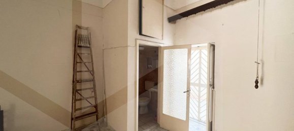 2-Zimmer Gewerbliche Immobilie in Molfetta, Italy, Nr. 28709 8