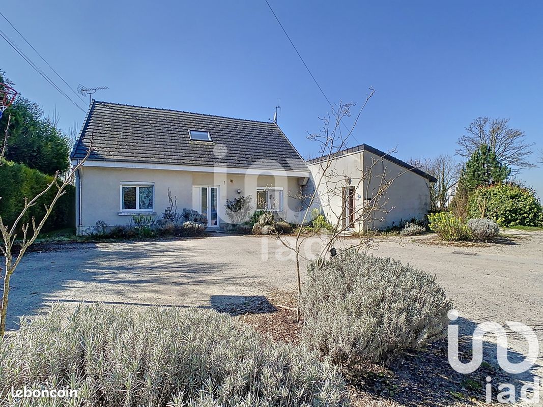 4 bedrooms House in Fere-Champenoise, France No. 155487