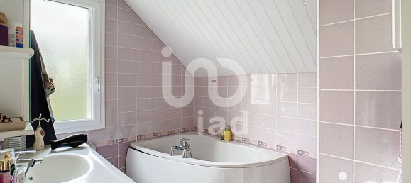 4 bedrooms House in Fere-Champenoise, France No. 155487 9