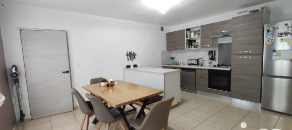 1 bedroom Apartment in Fleurines, France No. 211291 2