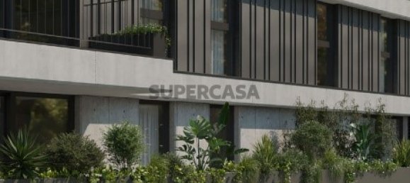 3 bedrooms Apartment in Porto, Portugal No. 157013 4