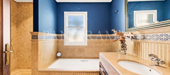 5 chambres Villa à Malaga, Spain No. 89197 9