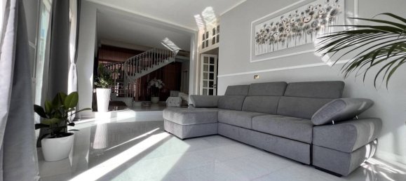 4 bedrooms Apartment in Cattolica, Italy No. 310577 16