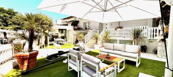 4 bedrooms Apartment in Cattolica, Italy No. 310577 7