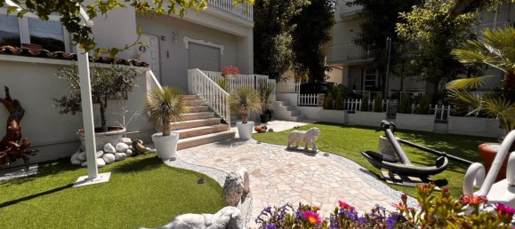 4 bedrooms Apartment in Cattolica, Italy No. 310577 9