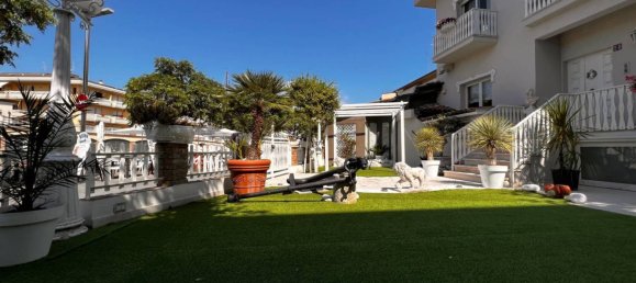 4 bedrooms Apartment in Cattolica, Italy No. 310577 35