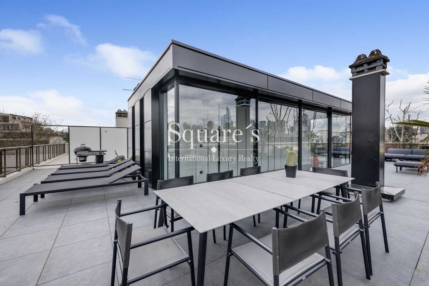 Dúplex de 4 dormitorios en Paris, France No. 292057