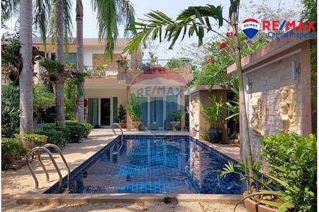 5 bedrooms Cafe / restaurant in Pattaya, Thailand No. 12322