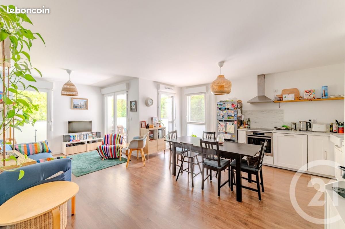 3 غرف نوم شقة في Rennes, France رقم 324491