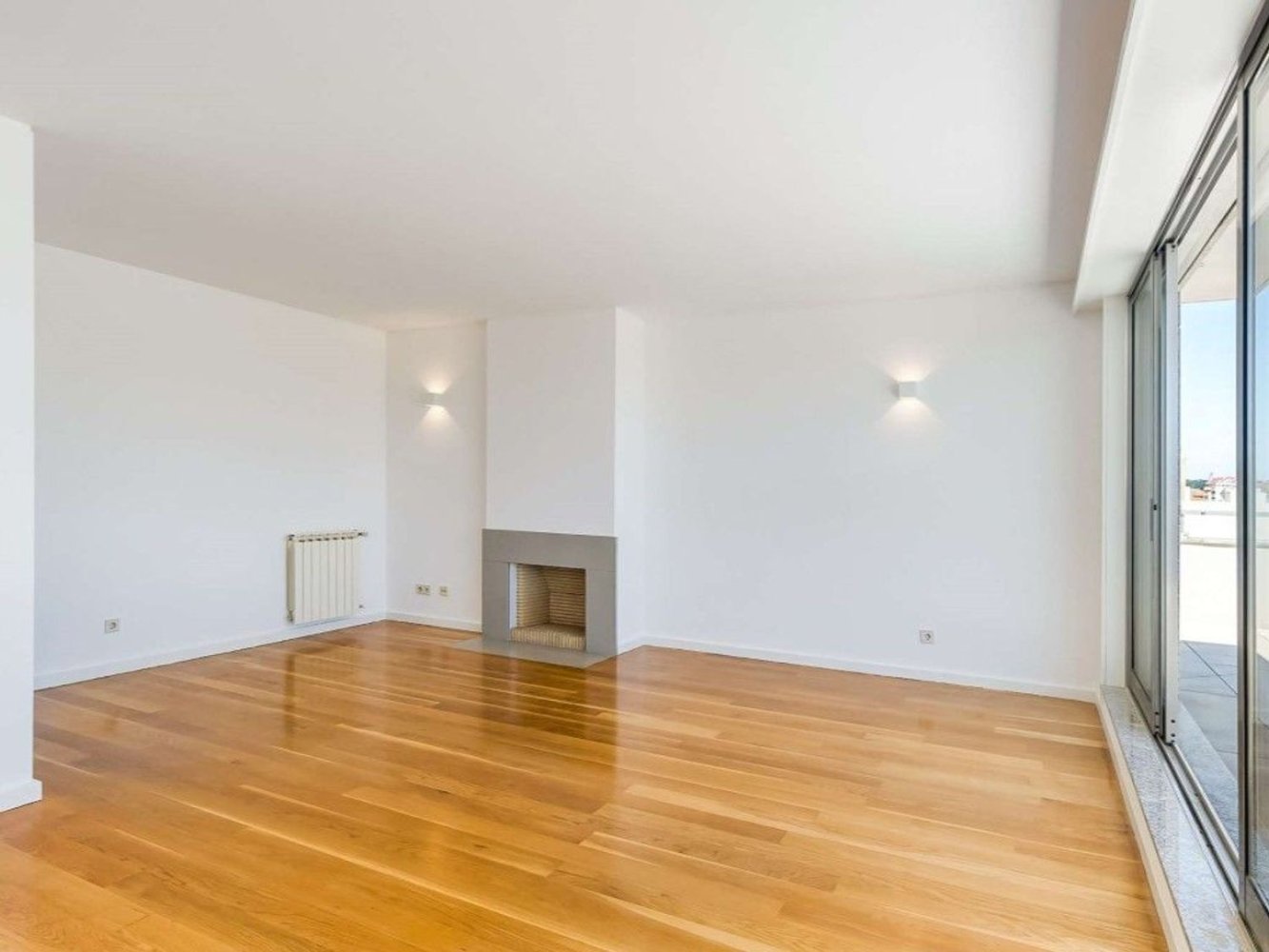 3 bedrooms Apartment in Matosinhos, Portugal No. 113474