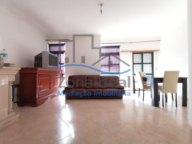 Квартира с 2 спальнями в Аленкер, Португалия № 347870