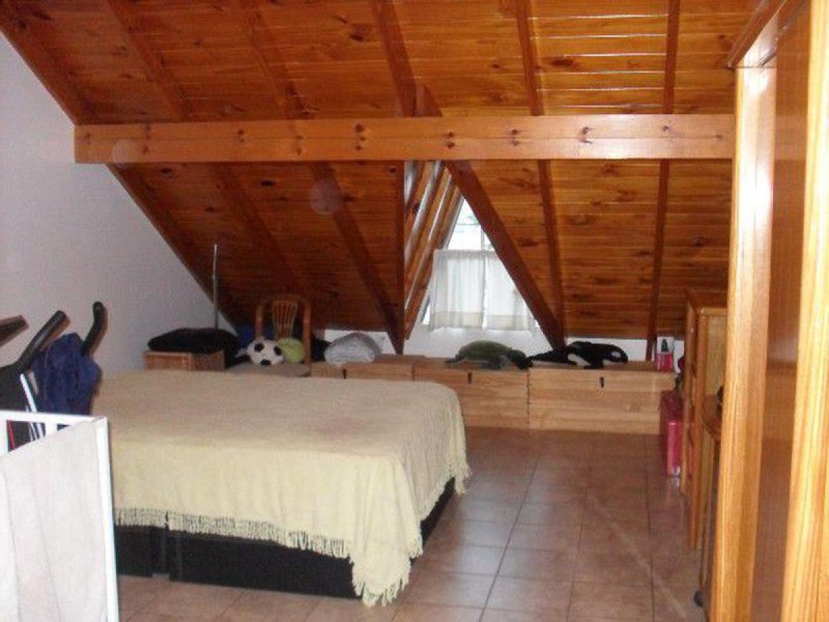 3 bedrooms House in Bermudez, Argentina No. 2598