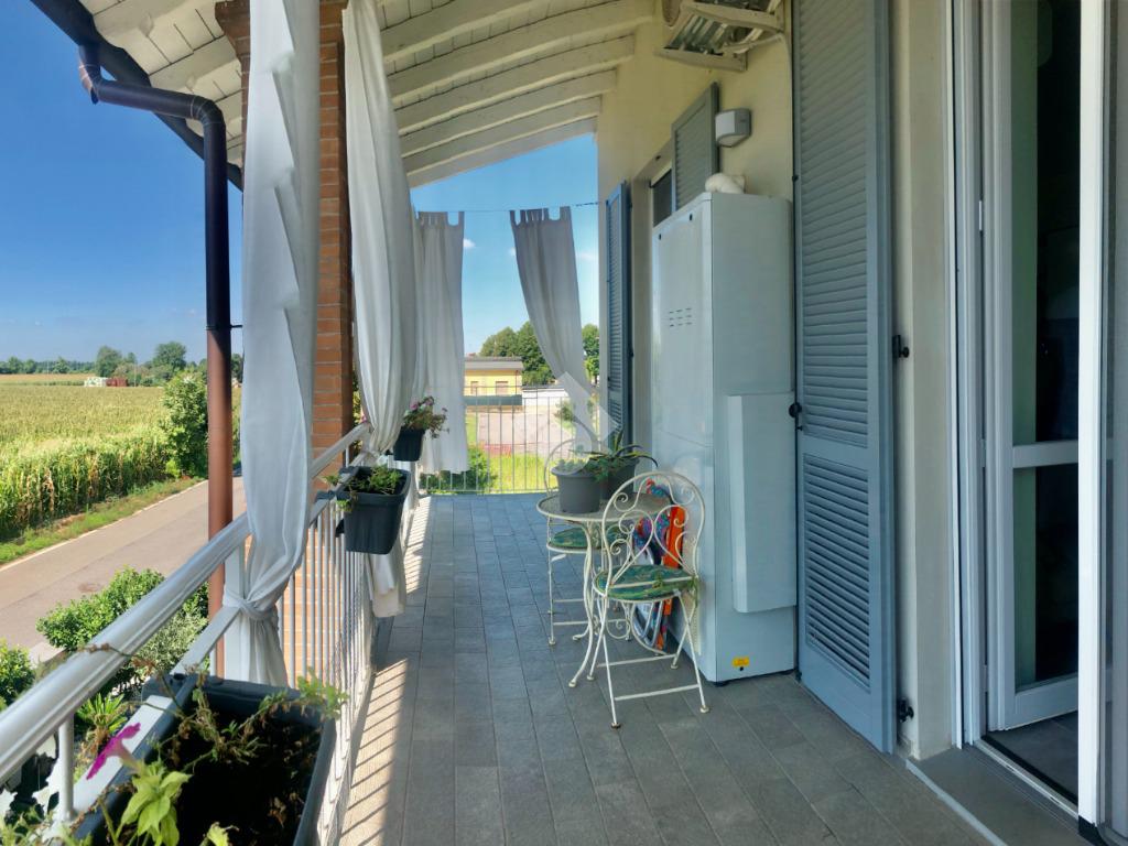 2 bedrooms Apartment in Rovato, Italy No. 371448