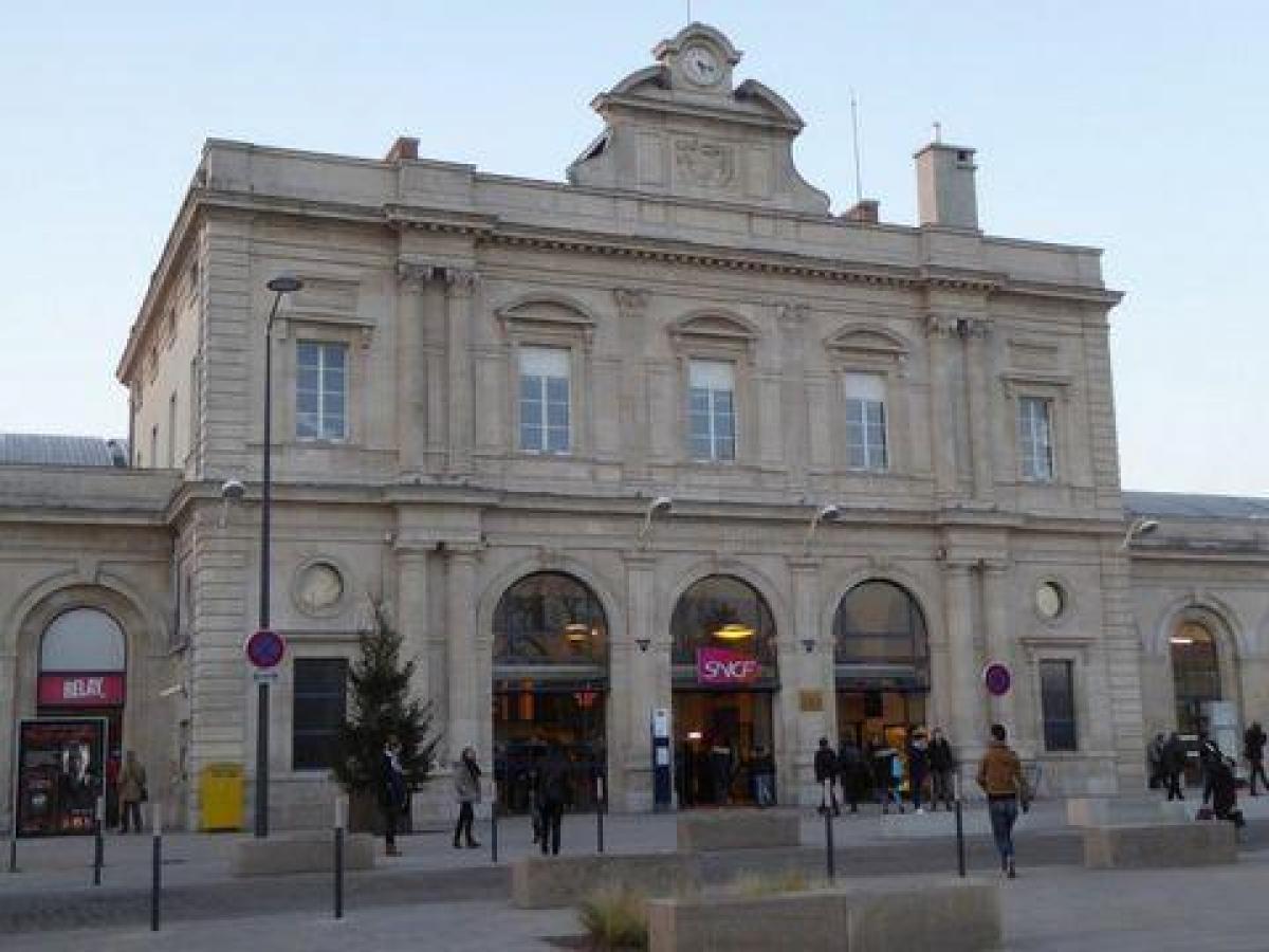 4 غرف نوم منزل في Reims, France رقم 28303