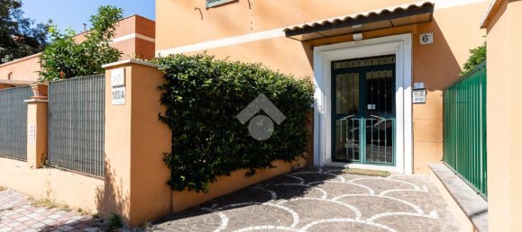 1 bedroom Apartment in Rome, Italy No. 298306 2