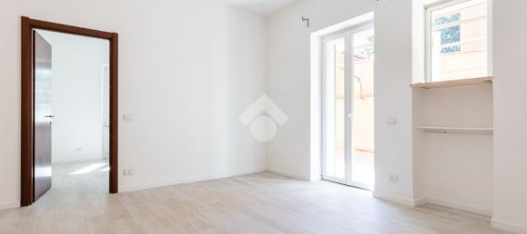 1 bedroom Apartment in Rome, Italy No. 298306 15