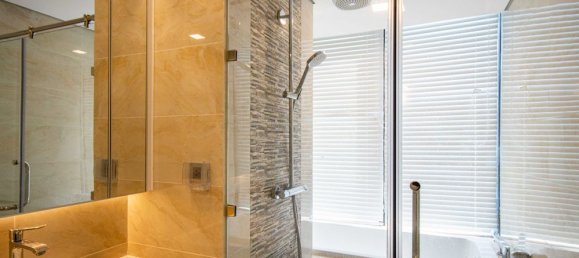 4 bedrooms Apartment in District 1, Vietnam No. 18385 2