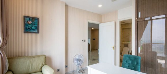 4 bedrooms Apartment in District 1, Vietnam No. 18385 6