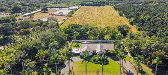 4 chambres villa à louer à Miami, Miami-Dade, Florida, USA № 615448 6