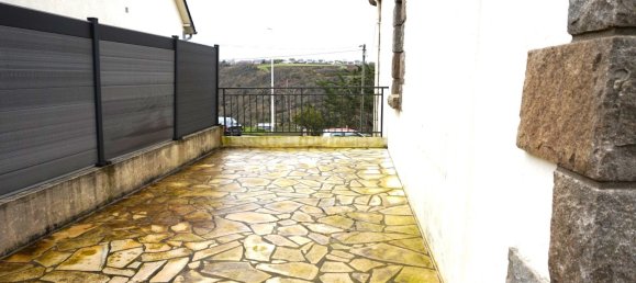 6 bedrooms House in Saint-Brieuc, France No. 206536 12