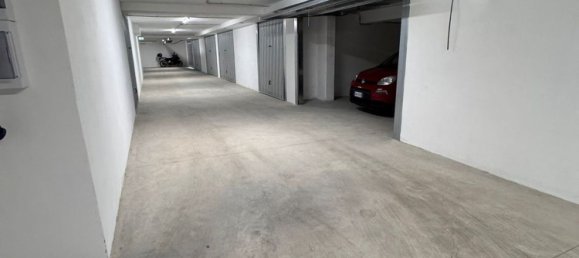 18m² Garage in Rome, Italy No. 332296 11