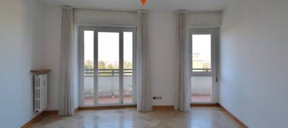 2 bedrooms Apartment in Pordenone, Italy No. 348852 2
