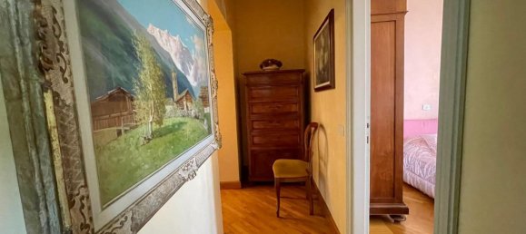 4 rooms Apartment in Appiano Gentile, Italy No. 300080 38