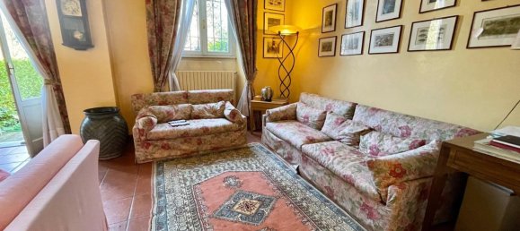 4 rooms Apartment in Appiano Gentile, Italy No. 300080 11