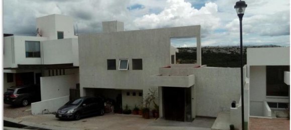 3 bedrooms House in Queretaro, Mexico No. 170827 2