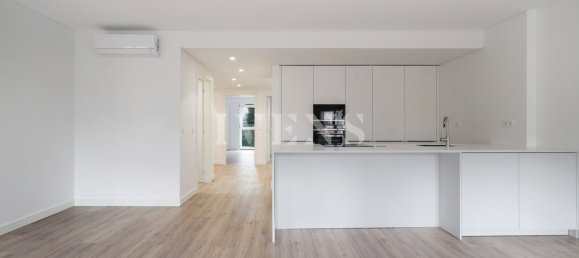 2 bedrooms Apartment in Lisbon, Portugal No. 115778 2