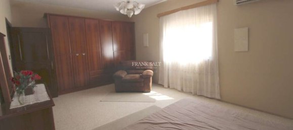 3 Schlafzimmer Haus in Attard, Malta, Nr. 6342 8