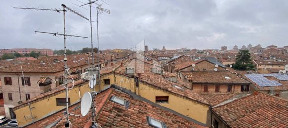 2 bedrooms Apartment in Ferrara, Italy No. 152413 19
