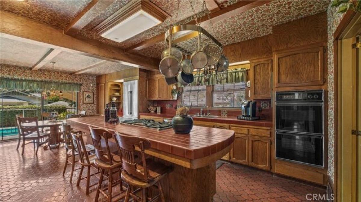 5 bedrooms House in Pomona, USA No. 408186