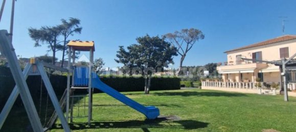 5 rooms Commercial property in Rome, Italy No. 223800 4