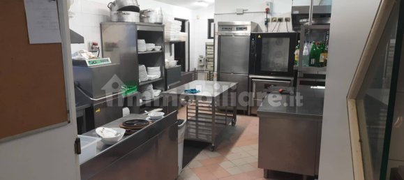 5 rooms Commercial property in Rome, Italy No. 223800 20