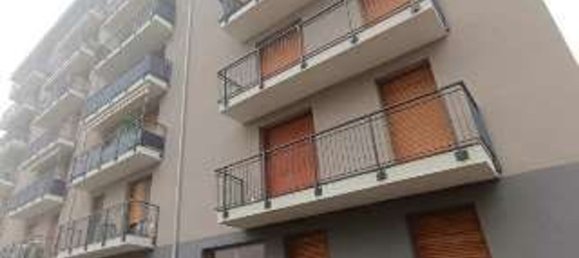 5-Zimmer Wohnung in Garbagnate Milanese, Italy, Nr. 307140 4