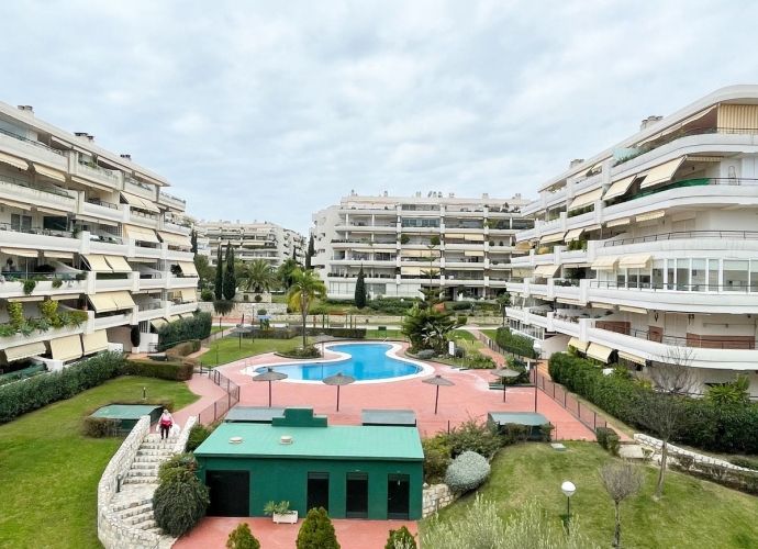 3 bedrooms Apartment in Marbella, Spain No. 80639