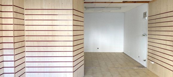  عقار تجاري في Chartered Community of Navarre, Spain 90متر مربع رقم 68708 29