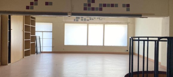  عقار تجاري في Chartered Community of Navarre, Spain 90متر مربع رقم 68708 11