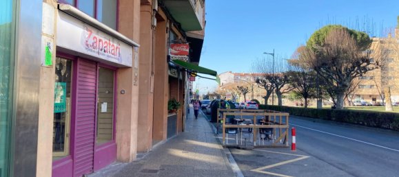  عقار تجاري في Chartered Community of Navarre, Spain 90متر مربع رقم 68708 42