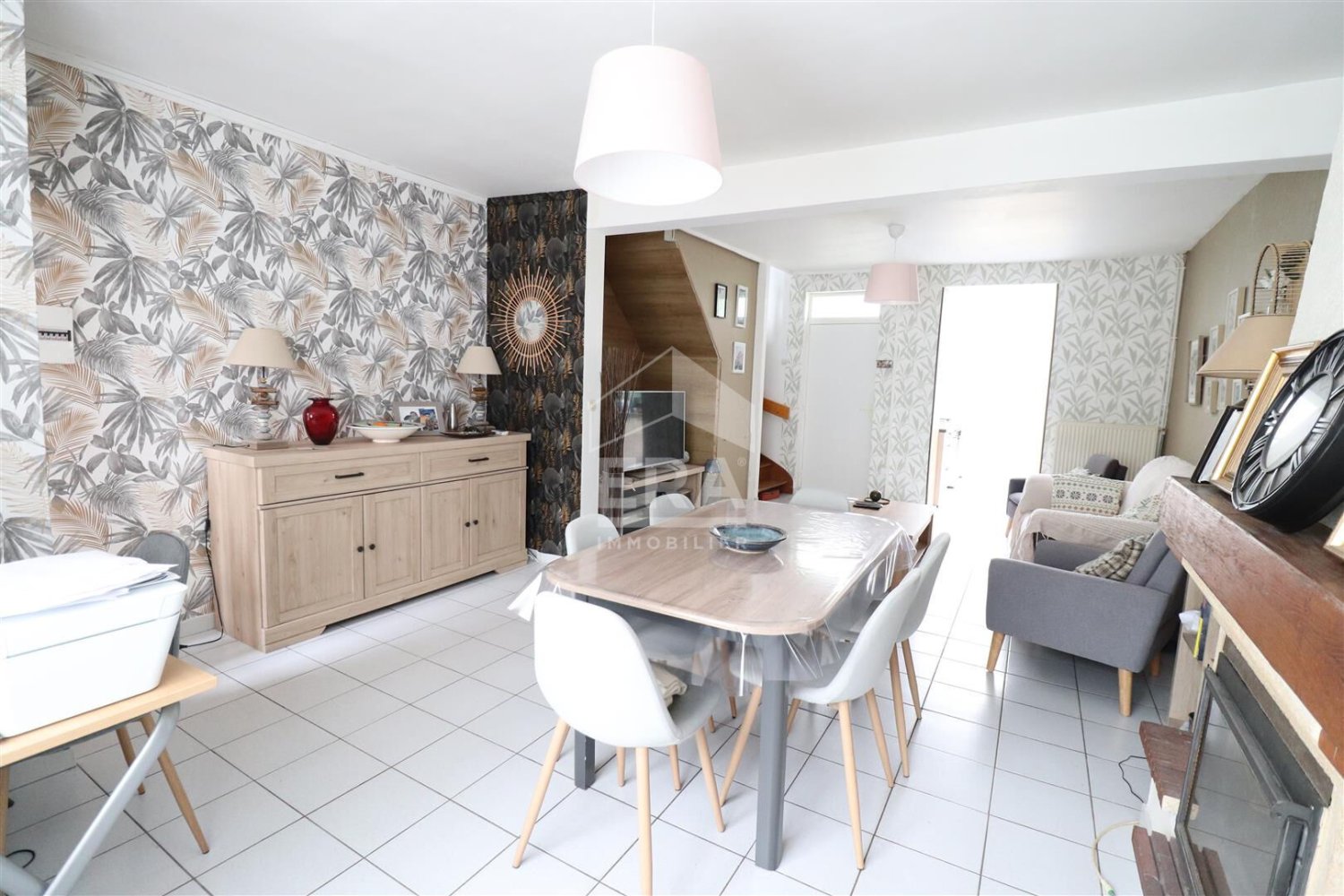 Casa de 3 habitaciónes en Calais, France No. 238384