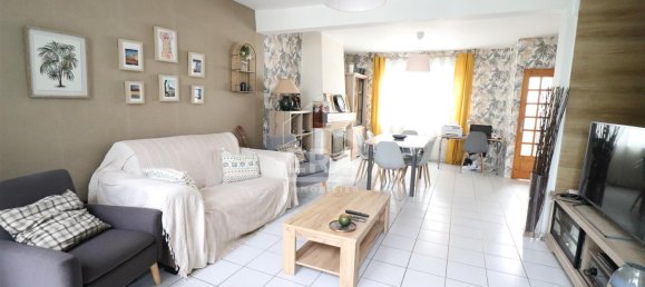 Casa de 3 habitaciónes en Calais, France No. 238384 2