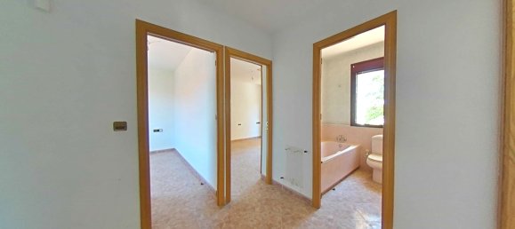 4 bedrooms House in Cuenca, Spain No. 164626 20