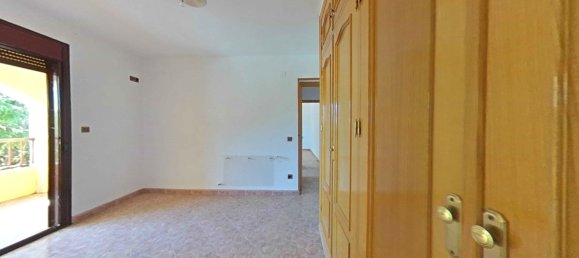 4 bedrooms House in Cuenca, Spain No. 164626 15