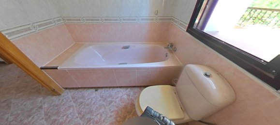 4 bedrooms House in Cuenca, Spain No. 164626 32